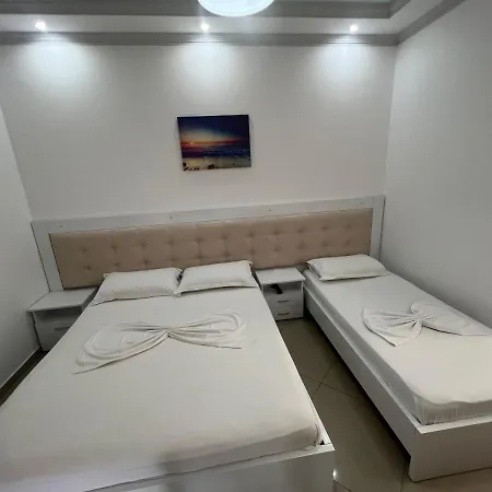 Seaside & * Sarandë