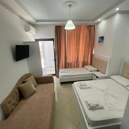 Seaside & * סרנדה