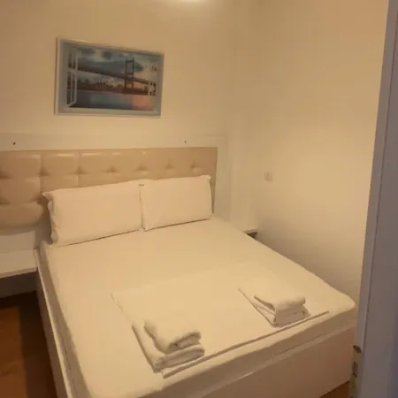 Seaside & فندق ساراندا