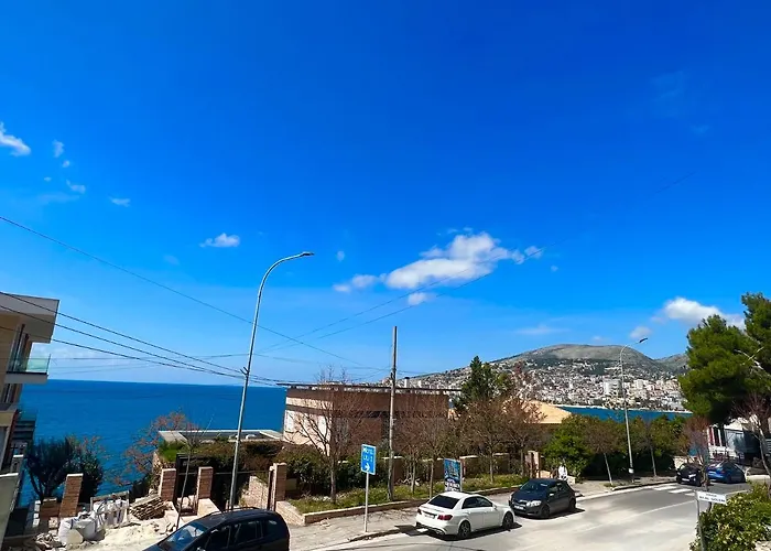 Seaside & Отель *