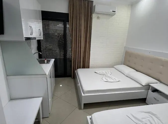 Seaside & Отель Саранда