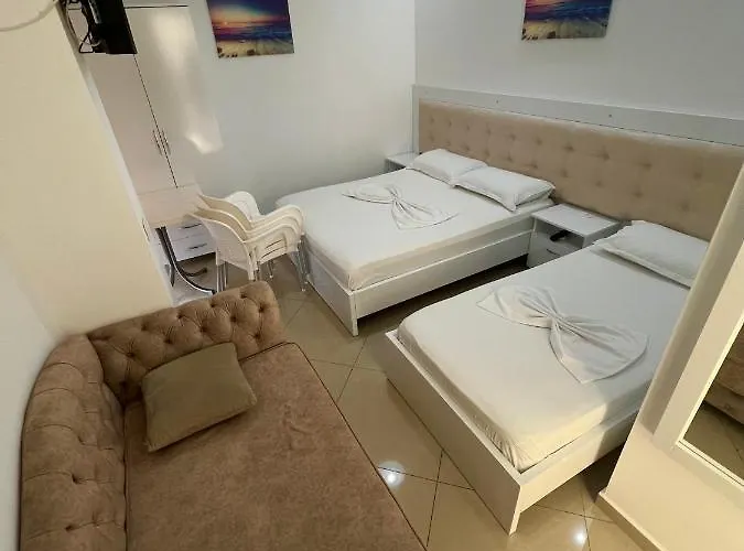 Seaside & Отель