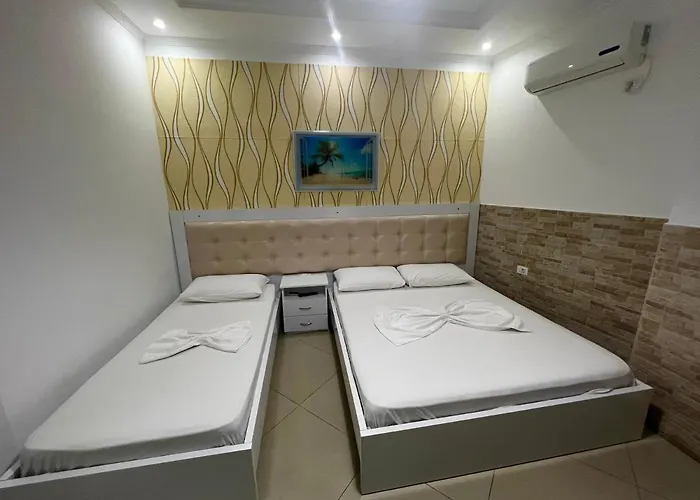 Seaside & Отель *