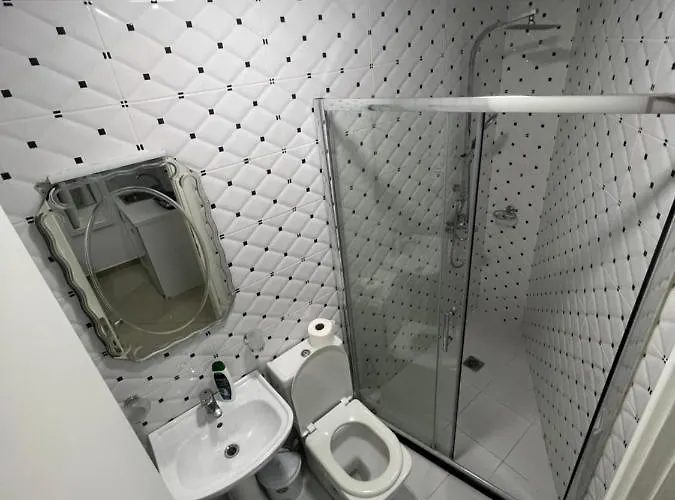 Отель Seaside & Саранда