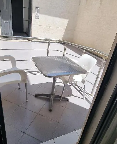 Отель Seaside & *